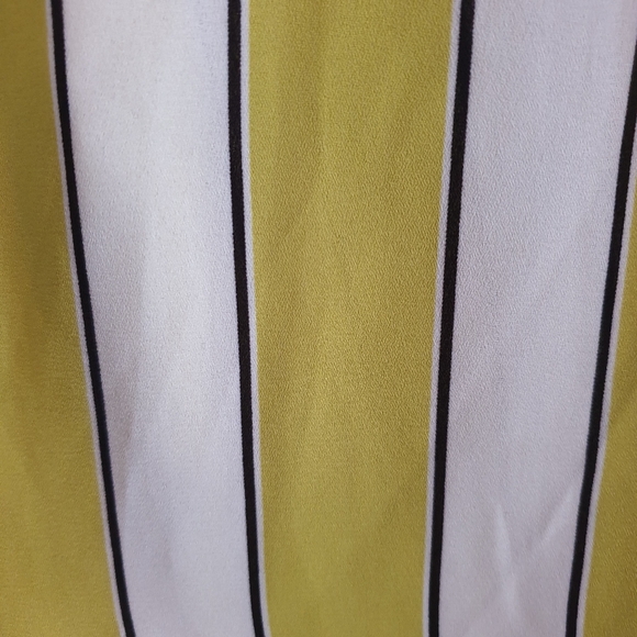 Torrid Harper Georgette Pullover 3/4 Sleeve Blouse - Picture 9 of 10